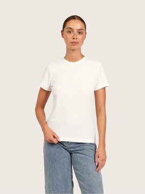 Universal Thread White Crewneck Short Sleeve Tee